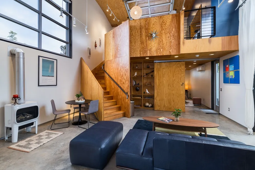 Bright and airy Santa Fe property with tasteful Southwestern furnishings